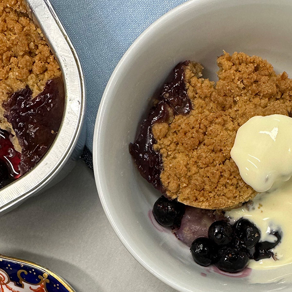 Pudding Nana Crumble Pear and Blueberry